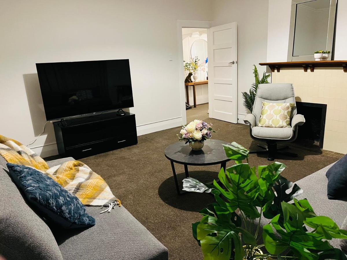 Luxurious Home Close To Beach Dunedin Extérieur photo