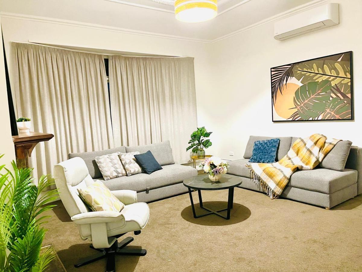 Luxurious Home Close To Beach Dunedin Extérieur photo